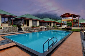 Piscine couverte