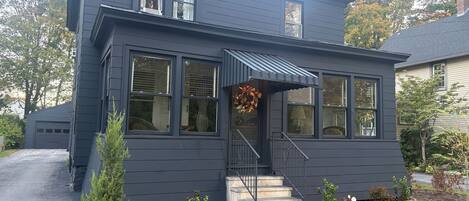 المنشأة من الخارج