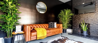 Jungle House Boutique Residences – Downtown Columbus & Short North