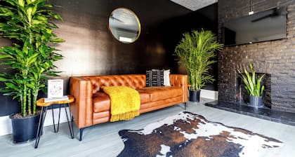 Jungle House Boutique Residences – Downtown Columbus & Short North