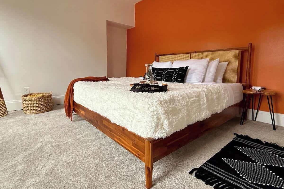 Egyptian cotton sheets, premium bedding, memory foam beds, free minibar