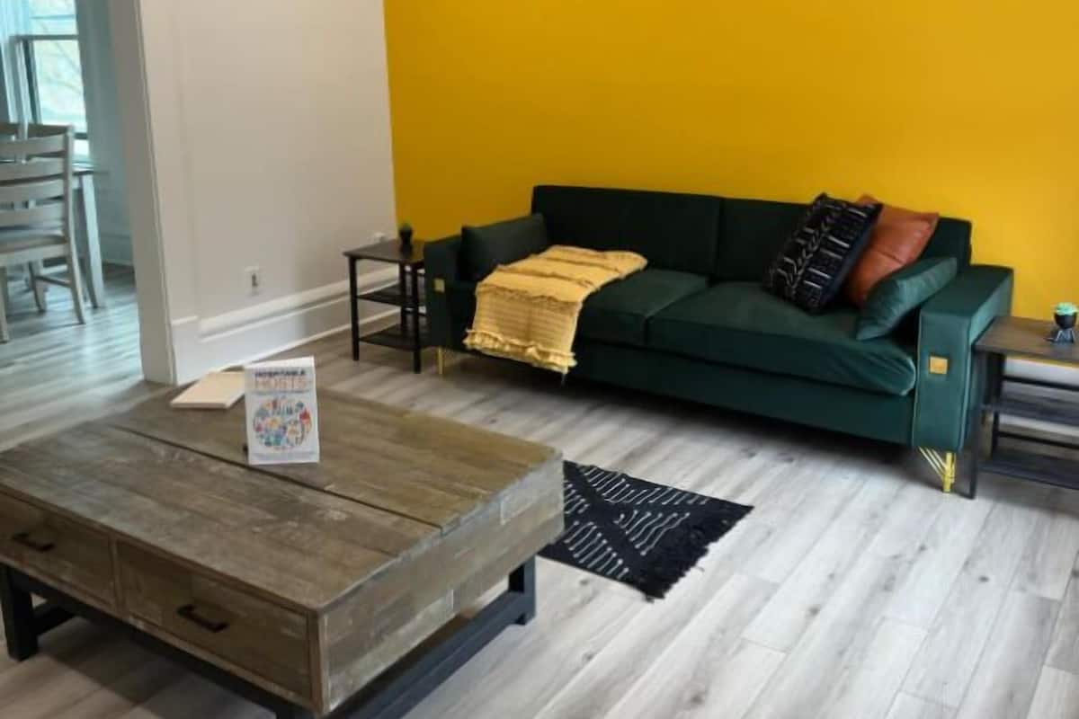 32-inch Smart TV with digital channels, Netflix, Hulu