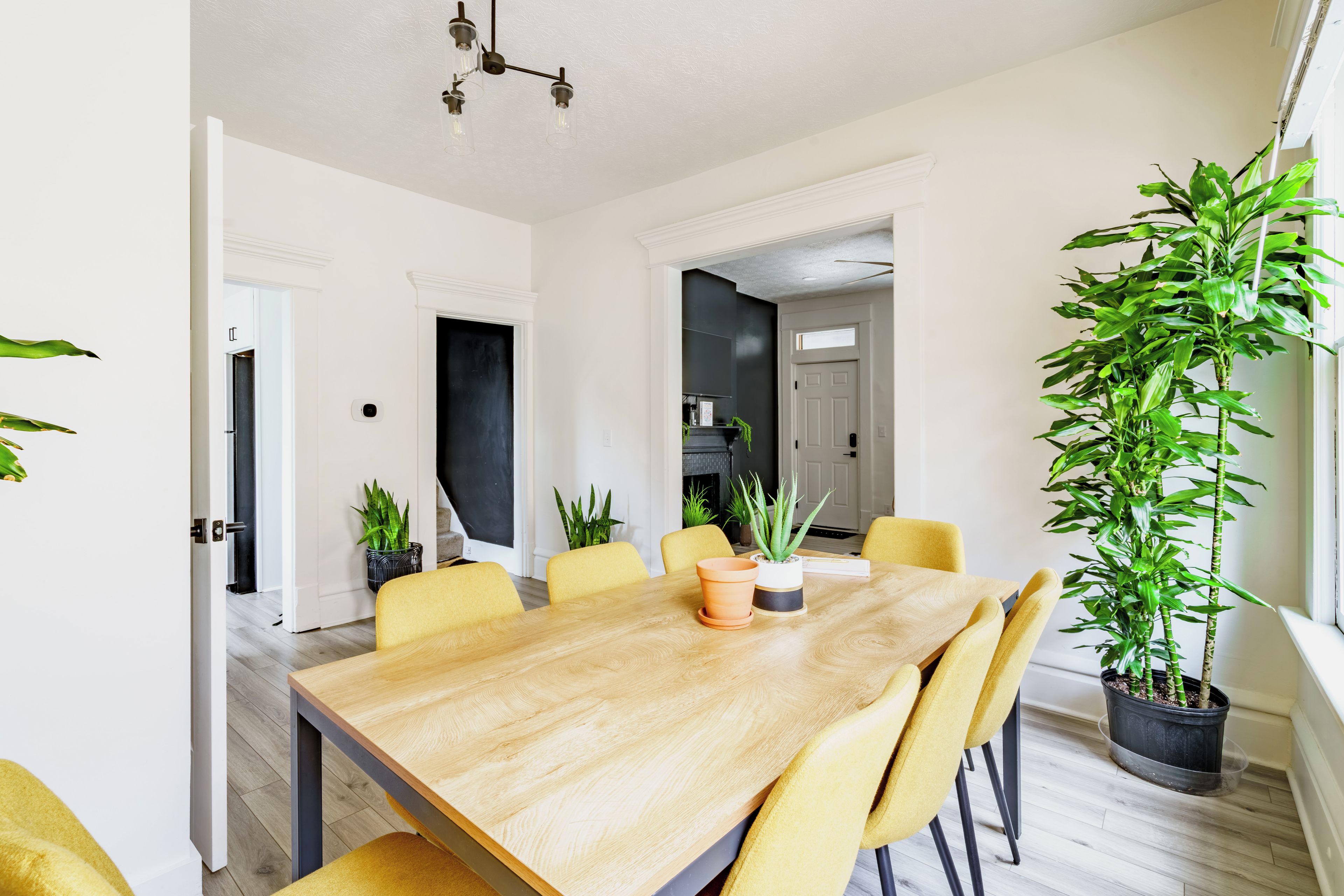 Makan di kamar