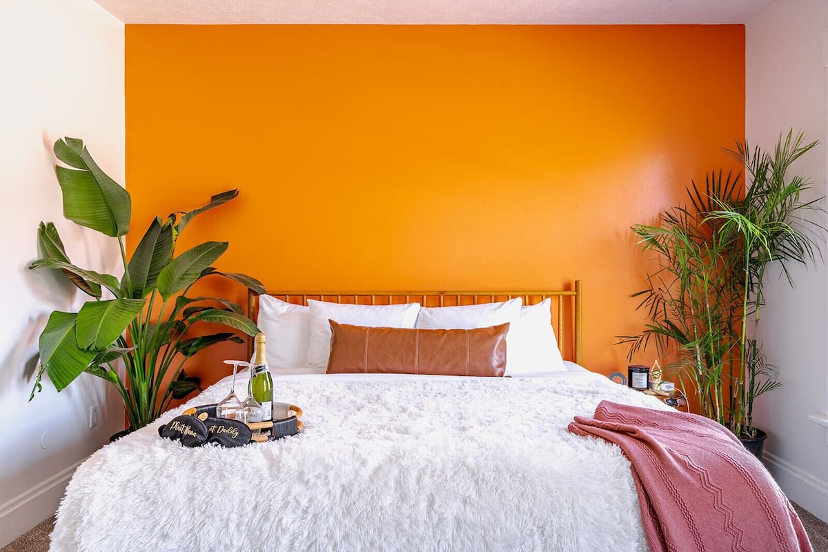 Casa Terra | Egyptian cotton sheets, premium bedding, memory foam beds, free minibar