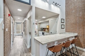 Fridge, microwave, oven, stovetop - Park City Mountain Access, Stunning Views of PCMR Hot Tub/ Pool 2BR 2.5BA (Park City)