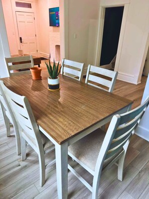Family House, Non Smoking, Haiwan Kesayangan Dibenarkan | Makan dalam bilik