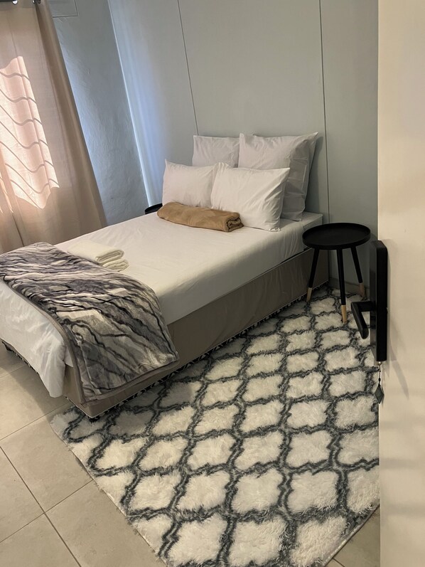 1 quarto, ferros/tábuas de passar roupa, Wi-Fi, roupa de cama