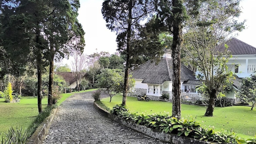 Villa Narendra Yogyakarta