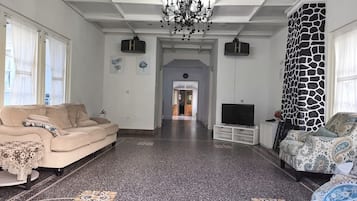 Basic Villa | Living area