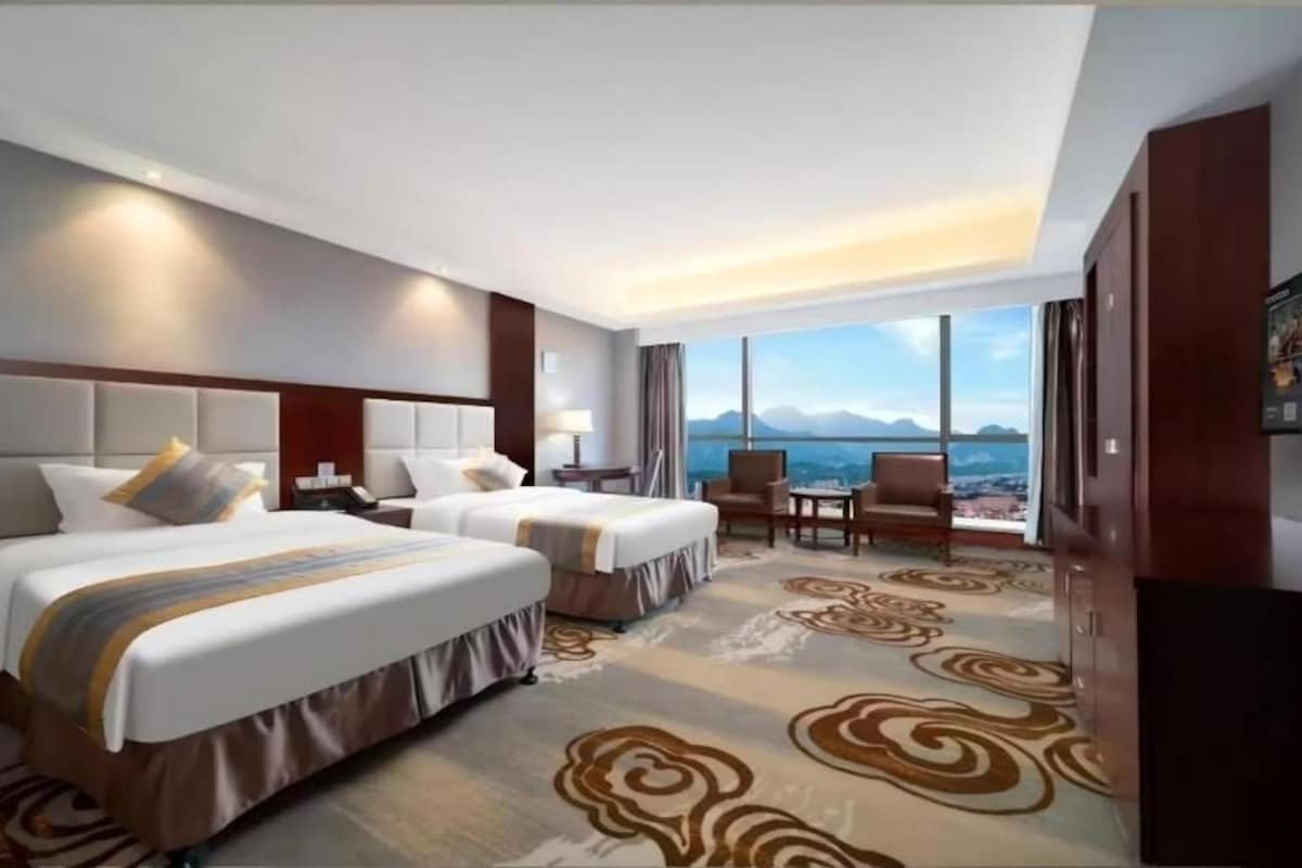 Habitación Confort con 2 camas individuales, 2 camas individuales, para no fumadores, vista al río | Ropa de cama de alta calidad, edredón y escritorio
