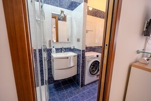 Hair dryer, towels