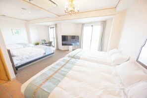 1 bedroom, bed sheets