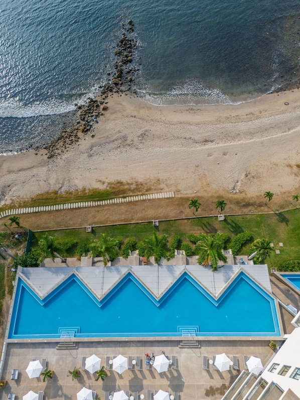 公寓 | 泳池 | 2 室外游泳池