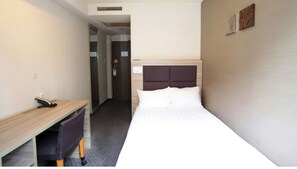 1 bedroom, desk, free WiFi, bed sheets
