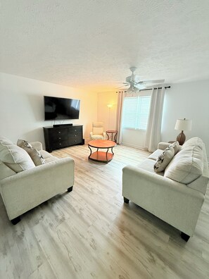 TV connectée, chaîne hi-fi