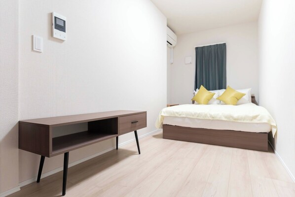 2 Schlafzimmer, Schreibtisch, Bügeleisen/Bügelbrett, kostenloses WLAN