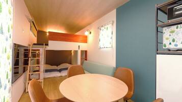 Desk, free WiFi, bed sheets