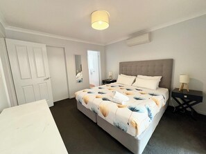 3 bedrooms, iron/ironing board, travel cot, free WiFi