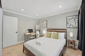 4 bedrooms, iron/ironing board, travel crib, free WiFi