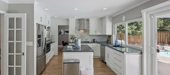 New 4BR! Spacious and beautiful house w/Pool in lovely San Jose