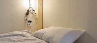This comfortable 18 cabin can accommodate up to 4 / Yokohama Kanagawa