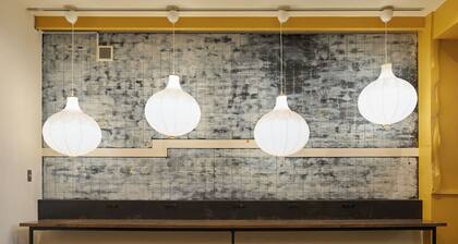 This comfortable 18 cabin can accommodate up to 4 / Yokohama Kanagawa