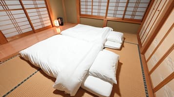4 bedrooms, free WiFi, bed sheets