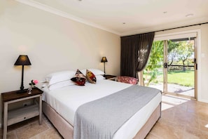 1 chambre, bureau, fer et planche à repasser, Wi-Fi gratuit