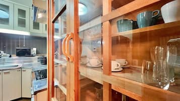 Kühlschrank, Herdplatte
