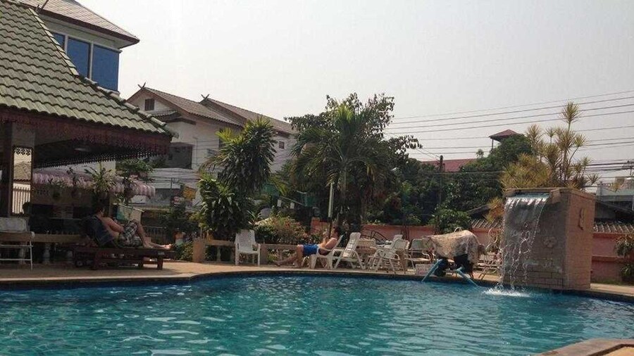 Hotel O Top North Guesthouse