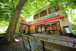 Restauration extérieure