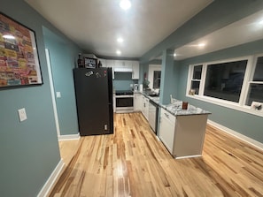 Microwave, oven, stovetop, dishwasher