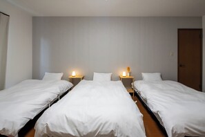 4 habitaciones, tabla de planchar con plancha y wifi gratis