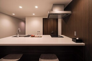 Fridge, stovetop, cookware/dishes/utensils