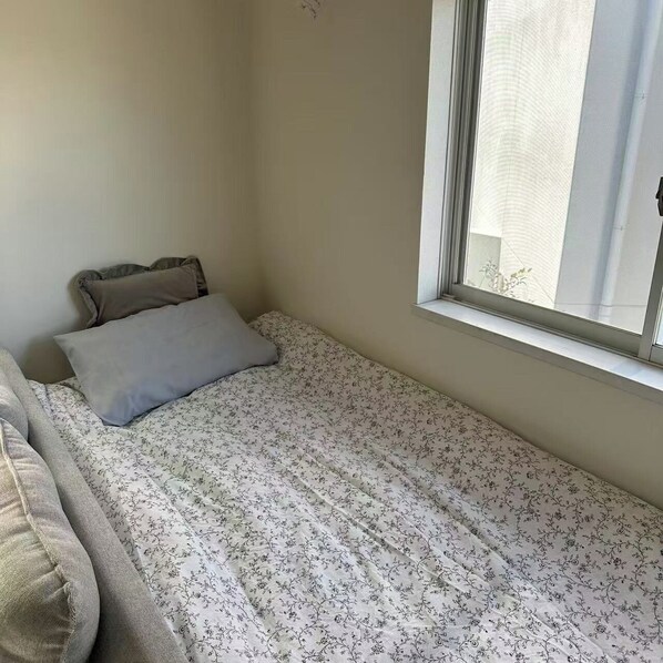 1 slaapkamer, een bureau, gratis wifi, beddengoed