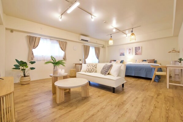 1 bedroom, desk, iron/ironing board, free WiFi