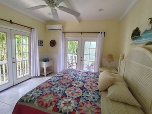 2 bedrooms, iron/ironing board, internet, bed sheets