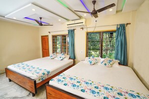 Deluxe Quadruple Room, 1 Bedroom, Balcony