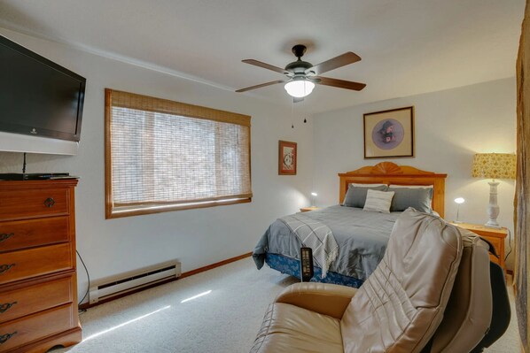 3 bedrooms, WiFi, bed sheets