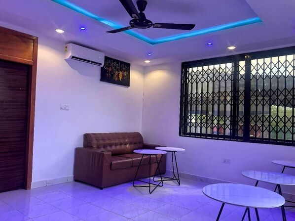 Interior - Sleepeaze Hotel (Afienya)