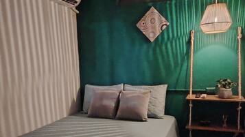 1 habitación, wifi y ropa de cama