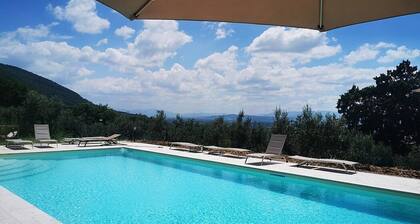 Villa Ovidia: A three-story age-old farm house surrounded by the greenery, with Free WI-FI.