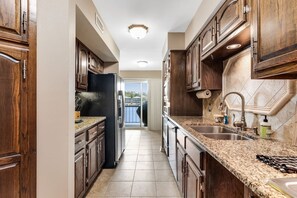 Fridge, microwave, oven, stovetop - 2BR Condo with Hot Tub & Pool (Hot Springs)