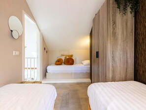 2 quartos, ferros/tábuas de passar roupa, acesso à internet