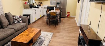 Welcome to Cozy Stone Cottage 3 bedrooms and 1 bathroom house.
