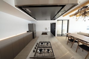 Villa, Sea View | Private kitchen | Full-size fridge, microwave, stovetop, cookware/dishes/utensils