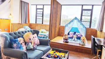 Luxury Twin Room | Blackout drapes, soundproofing, free WiFi