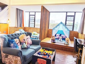 Luxury Twin Room | Blackout drapes, soundproofing, free WiFi
