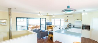 Meelup Ridge –5BR Family Home in Dunsborough