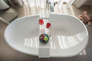 Dusch, tvål, schampo och toalettpapper